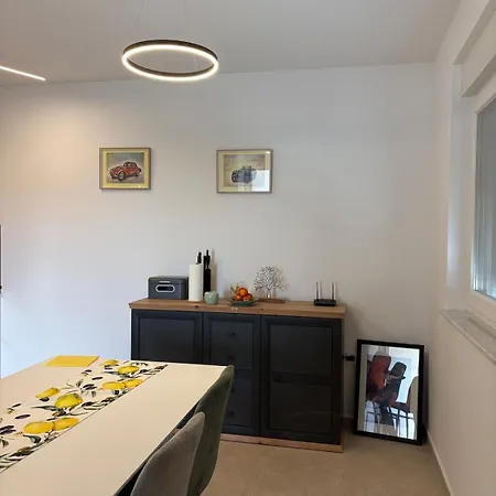 Neubauwohnung Mit Meerblick In *