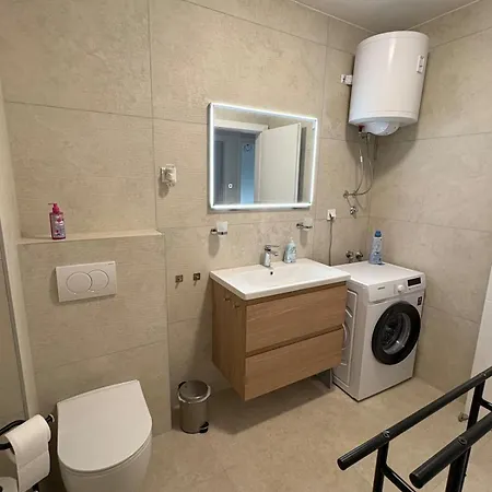Apartment Neubauwohnung Mit Meerblick In *