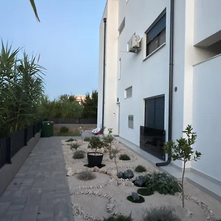 Neubauwohnung Mit Meerblick In شقة بريفلاكا